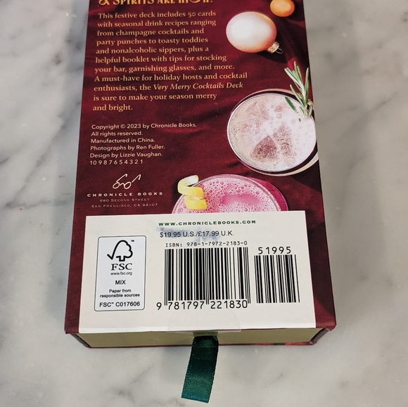 NEW Very Merry Cocktails Deck- 50 Drink Recipes - Picture 4 of 4